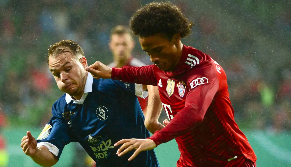 Sementara itu, enam gol lainnya ditorehkan oleh Malik Tillman, Leroy Sane, Michael Cuisance, Bouna Sarr, Corentin Tolisso, dan bunuh diri Jan Warm. (Foto: AFP/Patrik Stollarz)