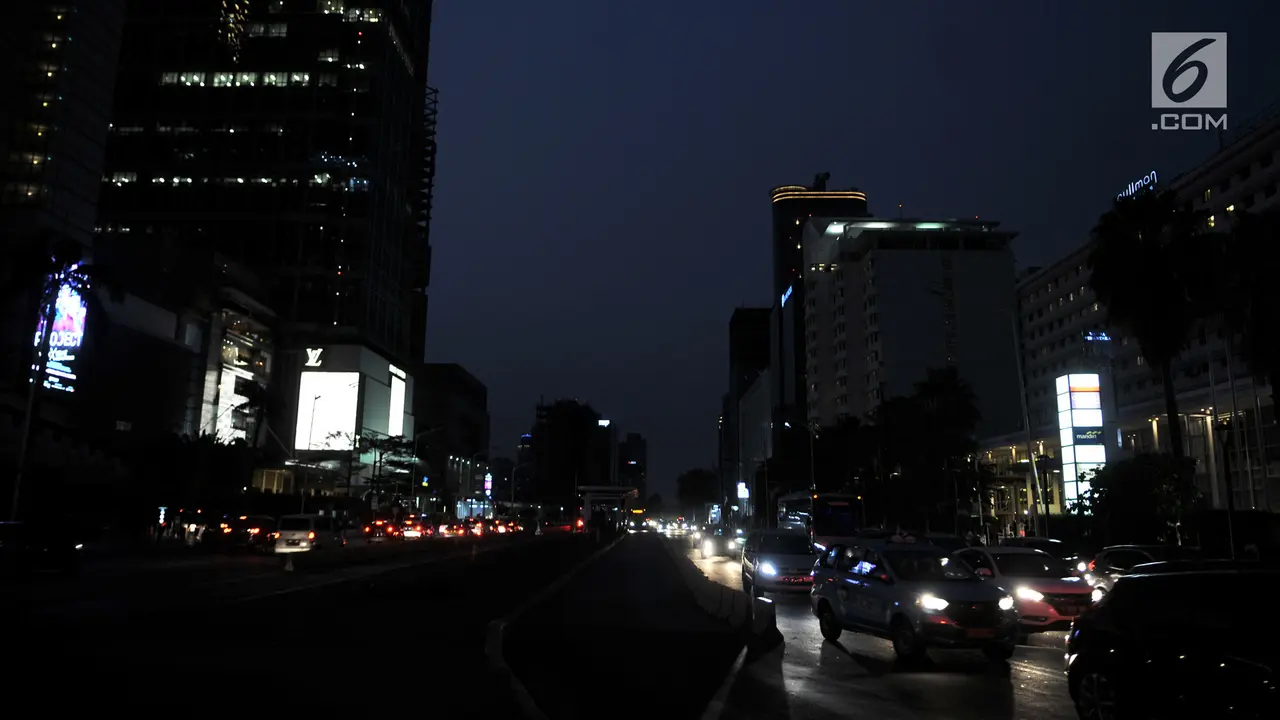 Ketika Malam Tanpa Listrik di Ibu Kota