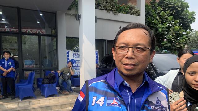 Ketua DPP Partai Demokrat Herman Khaeron mengatakan, konsekuensi dari majunya jadwal pendaftaran capres-cawapres di Pilpres 2024 adalah Partai Demokrat harus secepatnya memutuskan arah koalisi.
