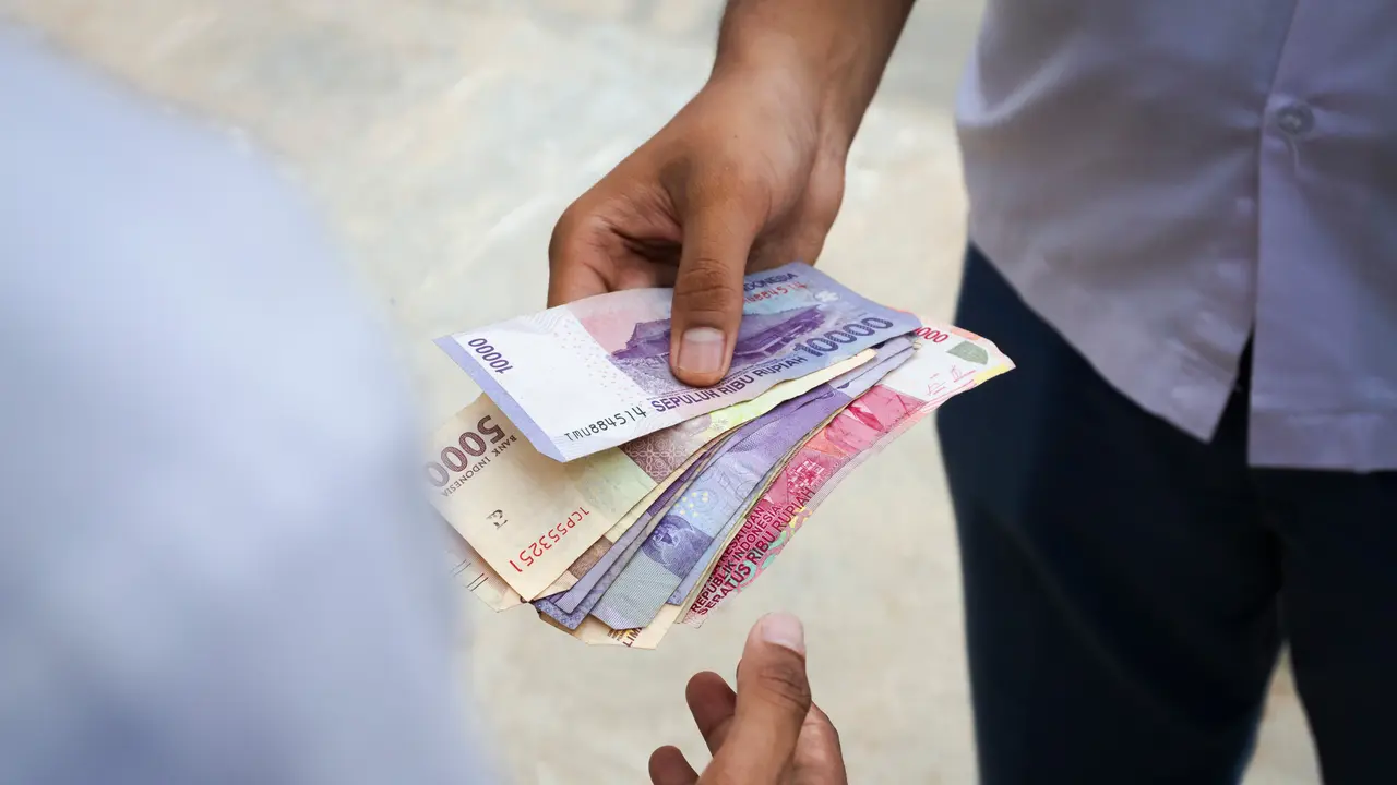 kejutan tukang timbang
