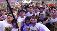 Persib rayakan juara Piala Presiden dengan konvoi di tiga kabupaten/kota di Bandung (Okan Firdaus/Liputan6.com)