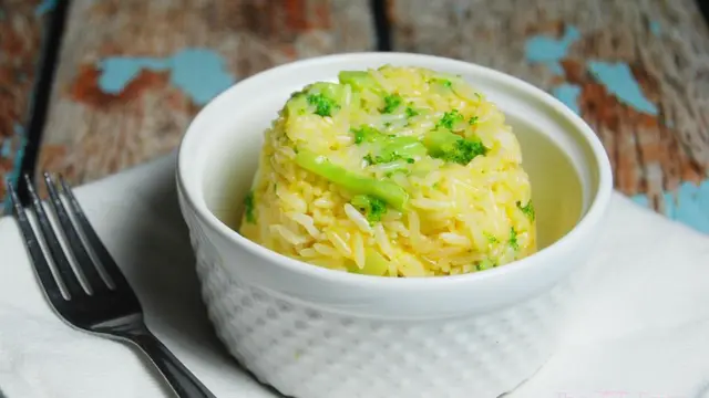 Nasi Brokoli Keju Panggang, Menu Praktis Makan Malam dan Sarapan