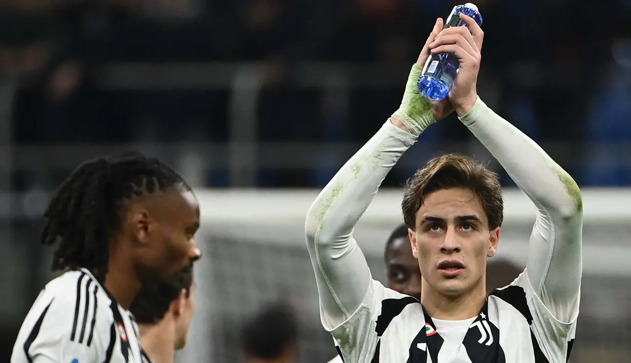 Skor imbang 0-0 pada laga AC Milan dan Juventus bertahan hingga laga usai. (Isabella BONOTTO/AFP)