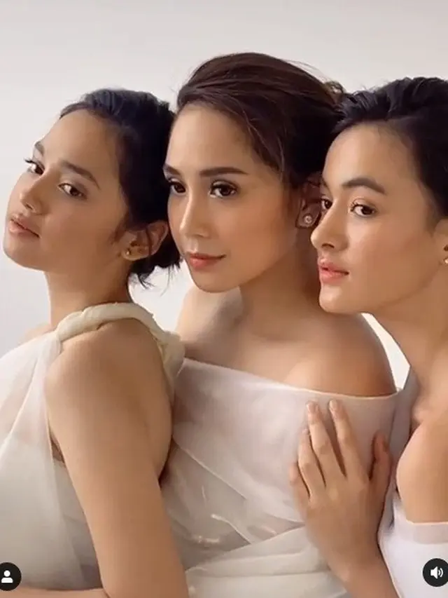 6 Gaya Pemotretan Nagita Slavina dengan Syifa Hadju dan Mawar Eva, Tampil Flawless