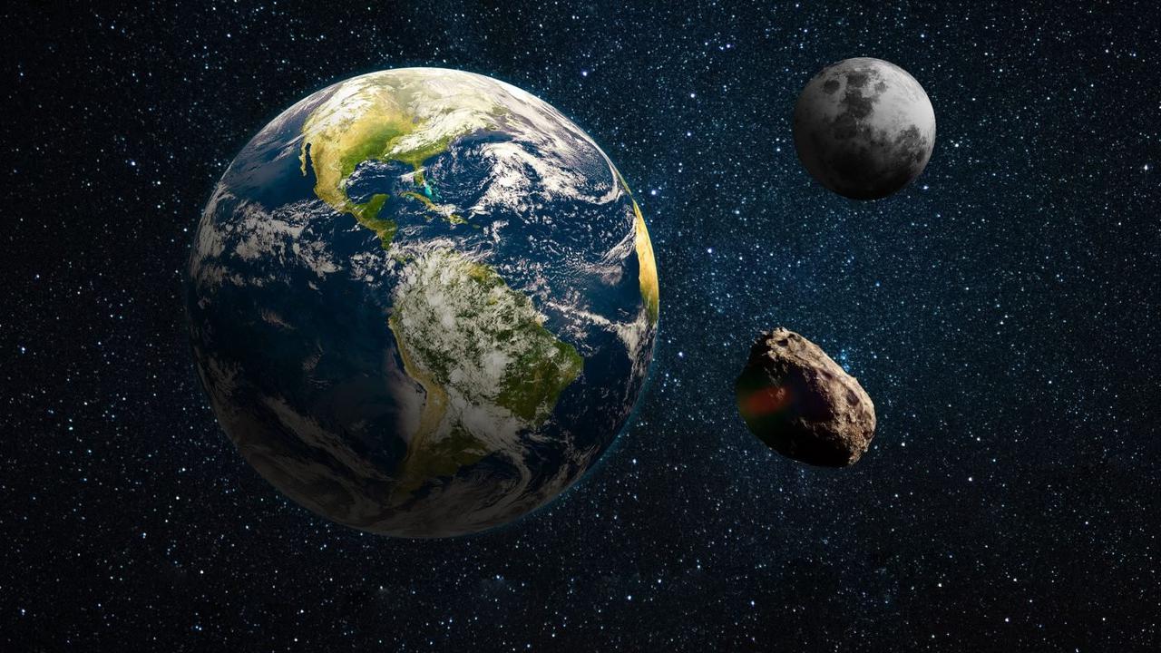NASA Confirms Earth Has Two Moons: Asteroid 2025 PN7 Is a Main Attention