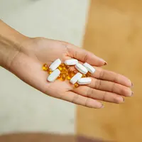 Obat untuk cacar monyet (monkeypox) dari Singapura. Credits: pexels.com by Yaroslav Shuraev