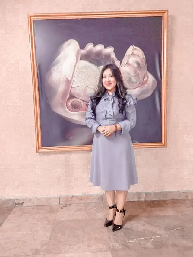 Dichat Langsung Nia Ramadhani, Ini 7 Penampilan Kece Kiky Saputri