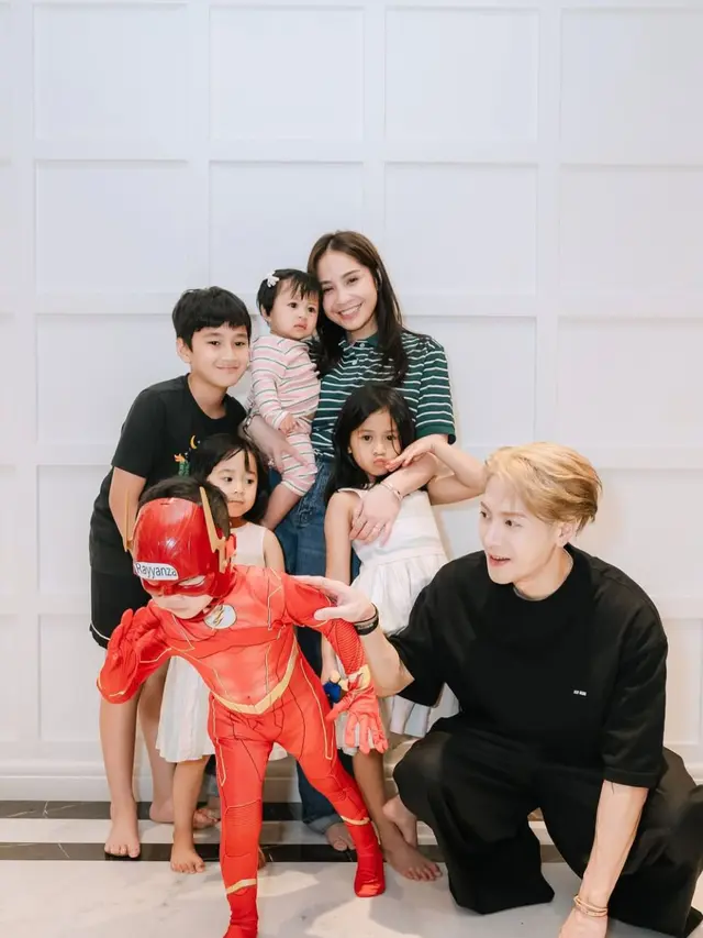 Jackson Wang mampir ke rumah Raffi Ahmad. (credit:instagram.com/raffinagita1717)