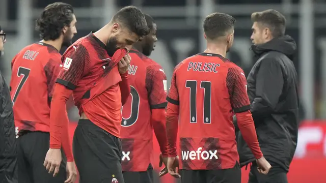 Foto: Diwarnai Dua Kartu Merah, AC Milan Disingkirkan Atalanta pada Perempatfinal Coppa Italia 2023/2024
