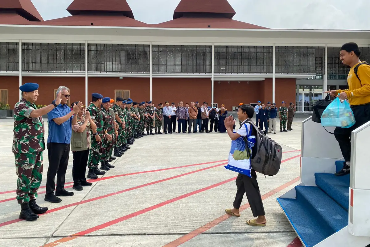 Tahap ketiga pemulangan WNI dari Sudan telah tiba di Jakarta pada Senin (1/5/2023). (Dok: Kemlu RI)