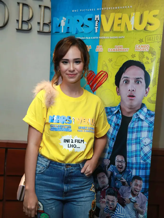 [Bintang] Pamela Bowie