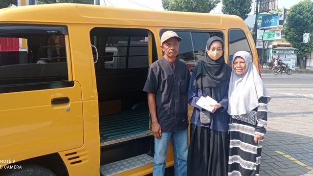 Fitra Faradila akhirnya bisa kuliah usai UIN Gus Dur menurunkan UKT. Biaya UKT merupakan hasil iuran guru dan mantan guru SMAN 1 Sigaluh, Banjarnegara. (Foto: Heni Purwono untuk Liputan6.com)