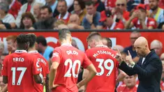 Debut suram Erik ten Hag bersama Manchester United di Liga Inggris benar-benar terjadi. Setan Merah harus takluk 1-2 dari tamunya Brighton and Hove Albion di pekan pertama Liga Inggris musim 2022/2023, Minggu (7/8/2022) malam WIB. (AFP/Lindsey Parnaby)