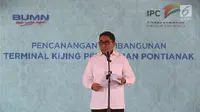 Dirut IPC, Elvyn G Masassya memberi sambutan dalam acara Pencanangan Pembangunan Terminal Kijing Pelabuhan Pontianak, Kalimantan Barat, Rabu (11/4). Nantinya Pelabuhan Kijing akan dikembangkan dengan konsep digital port. (Liputan6.com/Johan Tallo)