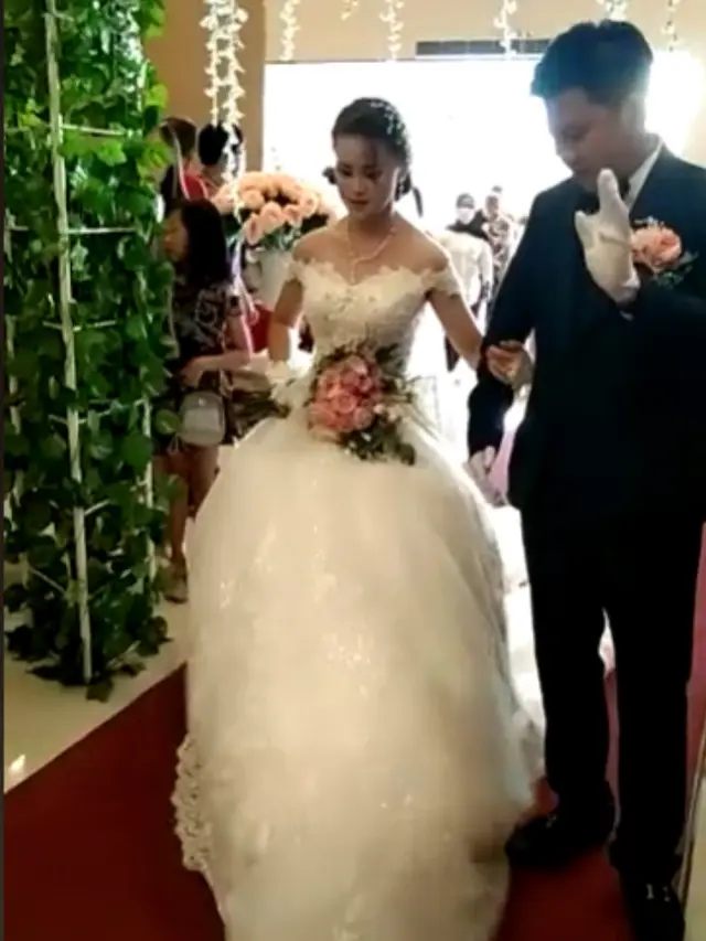 Gaun Pengantin