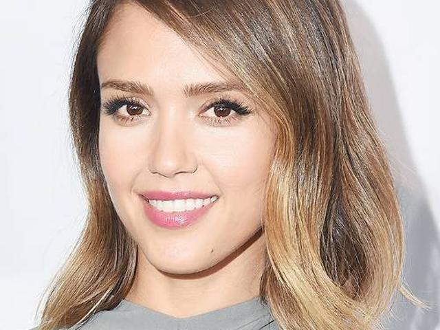 5 Warna Rambut Yang Beri Wajah Tampilan 10 Tahun Lebih Muda Beauty Fimela Com