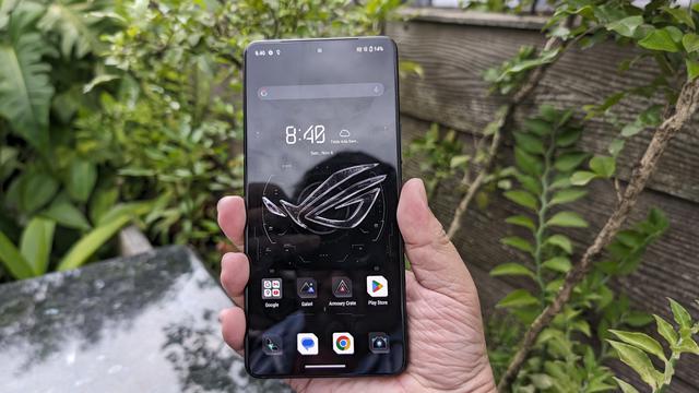 Asus ROG Phone 8 Series. Liputan6.com/Yuslianson
