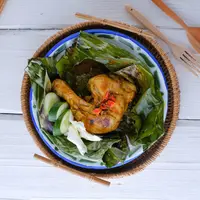 ilustrasi pepes ayam/copyright by Risya Septiana Kurniawati (Shutterstock)