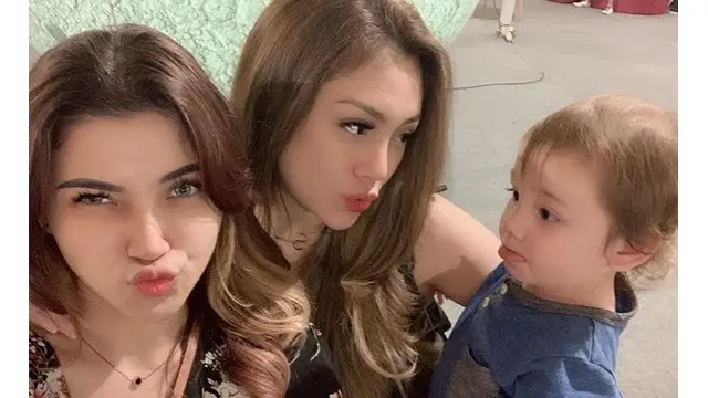 6 Pesona Marissa Briggita, Adik Celine Evangelista yang Tak Kalah Memesona