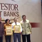  

BCA semakin unggul dan kembali lagi meraih penghargaan dari Majalah Investor sebagai The Best Bank 2015