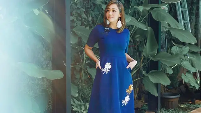 FOTO: Gaya Maia Estianty Saat Pakai Gaun, Kian Memesona