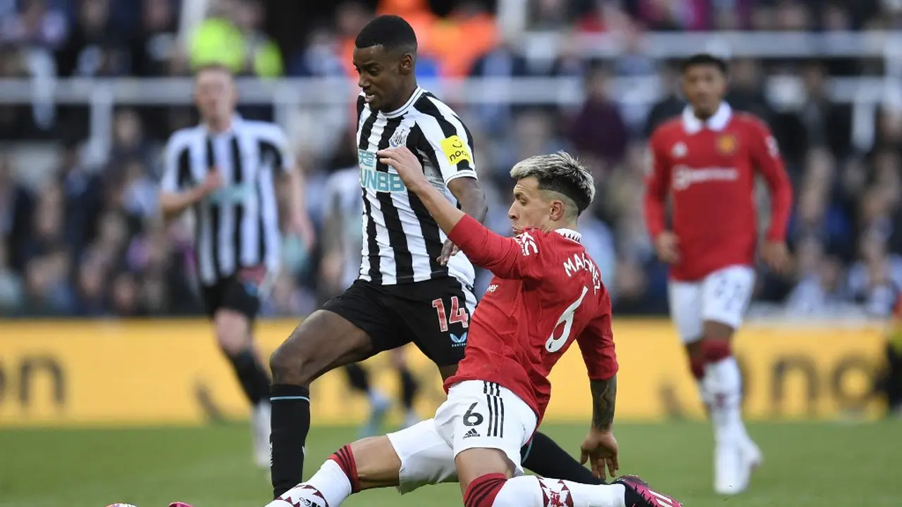 Manchester United, Lisandro Martinez