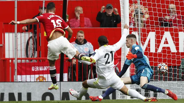 Foto: Bruno Fernandes Cetak Hattrick, Manchester United Gilas Leeds United 5-1 dalam Pekan pertama Liga Inggris 2021 / 2022