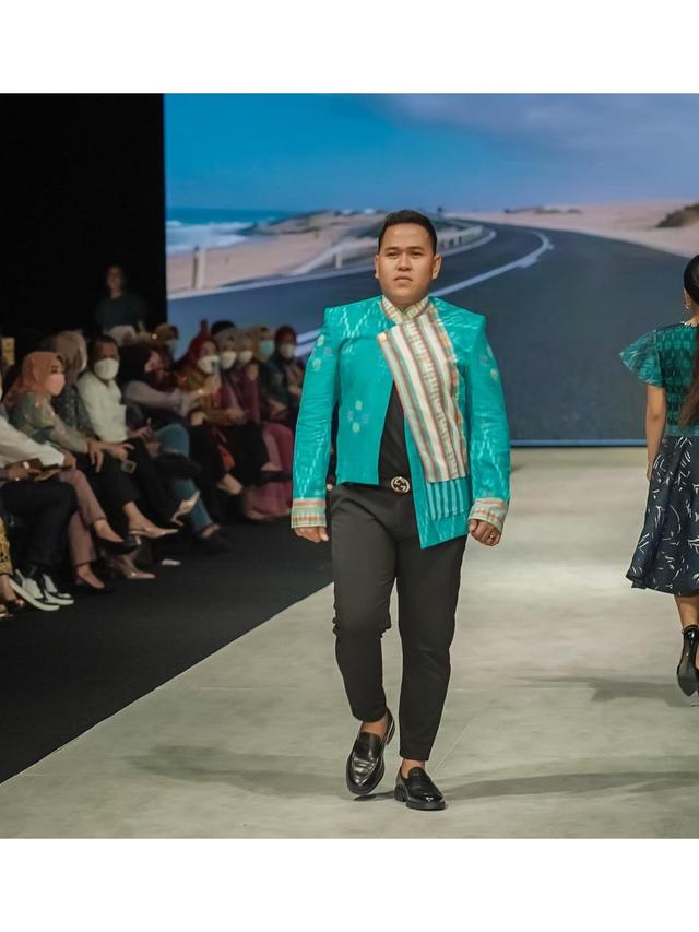 8 Potret Alumni D'Academy Jadi Model di Indonesia Fashion Week 2022, Memukau
