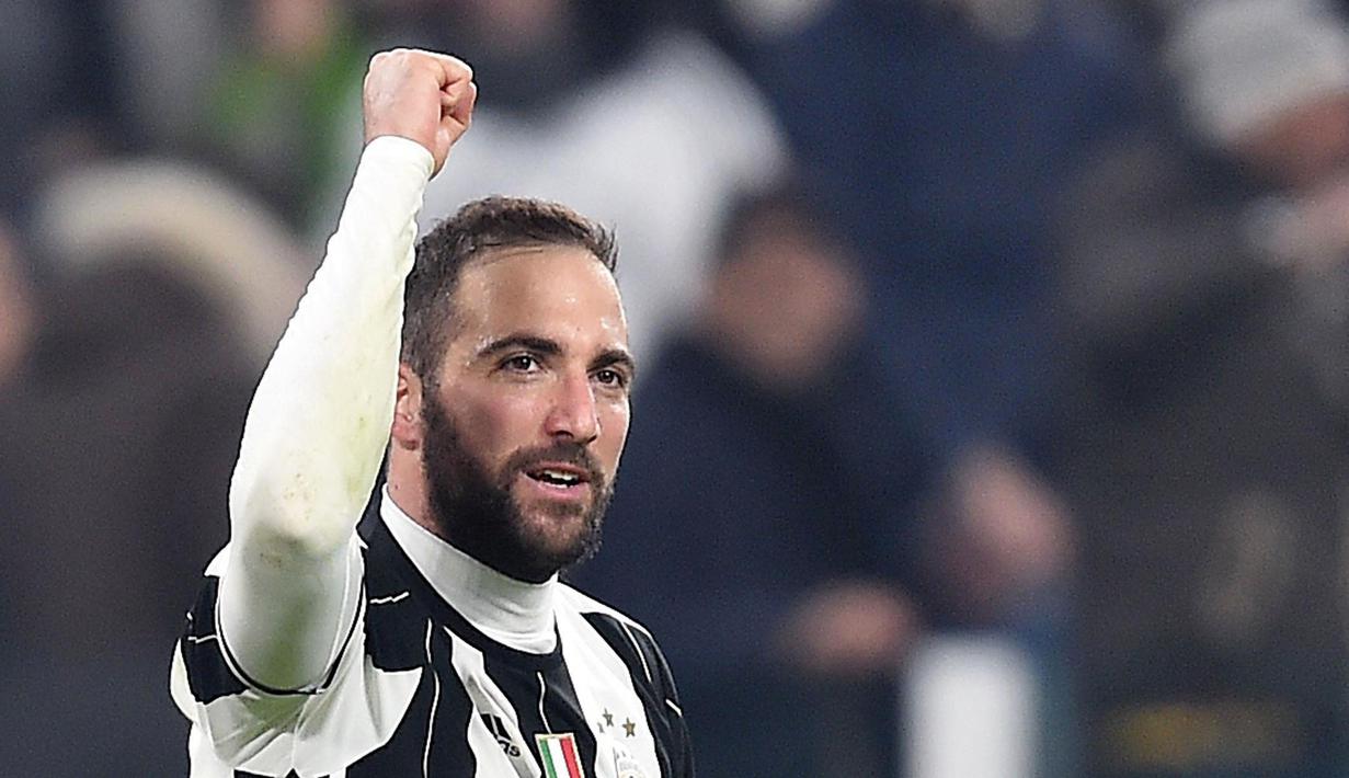 Penyerang Juventus, Gonzalo Higuain hingga pekan ke-29 Serie A Italia sudah mengoleksi 19 gol dan berada pada posisi kelima top scorer. (EPA/Alessandro Di Marco)