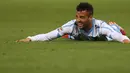 Akurasi operan yang berhasil dilakukan gelandang Lazio, Felipe Anderson, mencapai 68 persen. (AFP/Marco Bertorello)