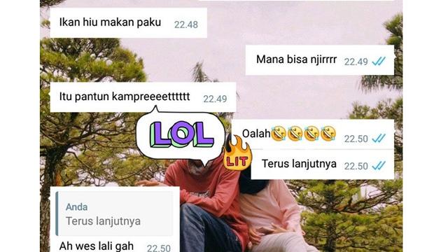 5 Percakapan Chat 'Gagal Pantun' Ini Sukses Bikin Senyum Nyengir