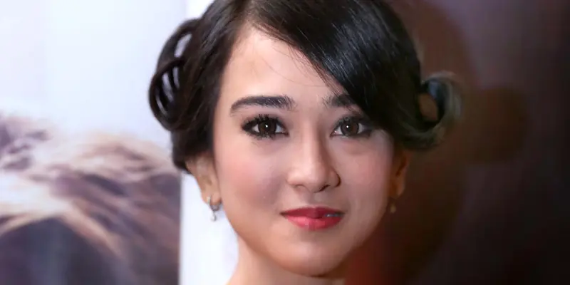 Uylangan fohisha Natasha