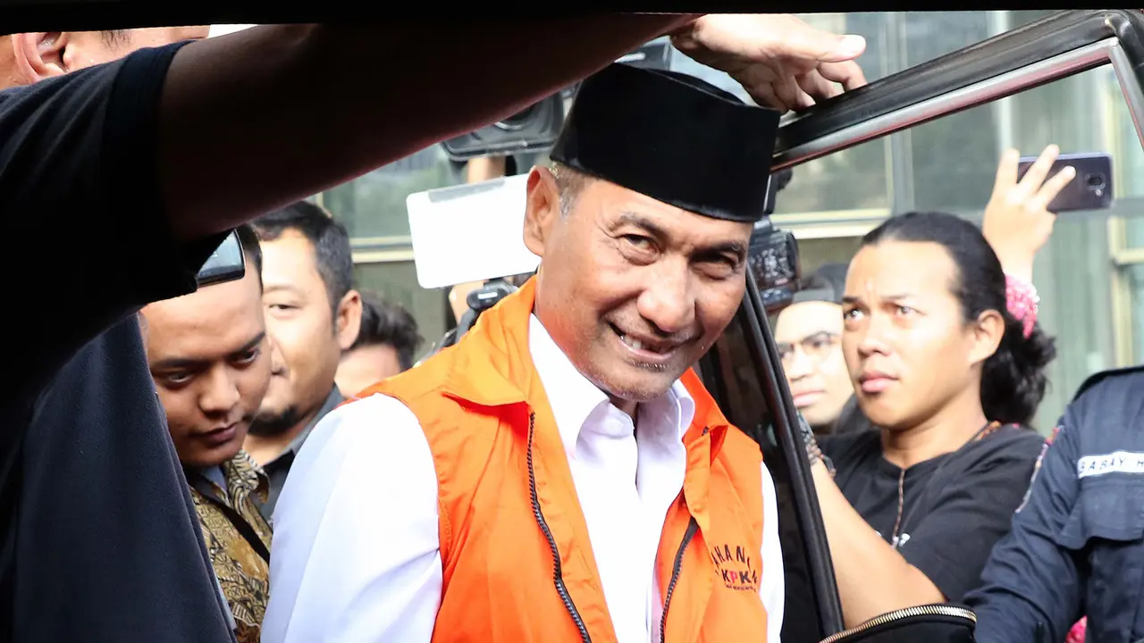 Dugaan Suap Pengisian Jabatan, Bupati Kudus Ditahan KPK