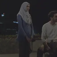 Donita tampil berhijab di film Bukan Cinta Malaikat. (Istimewa)
