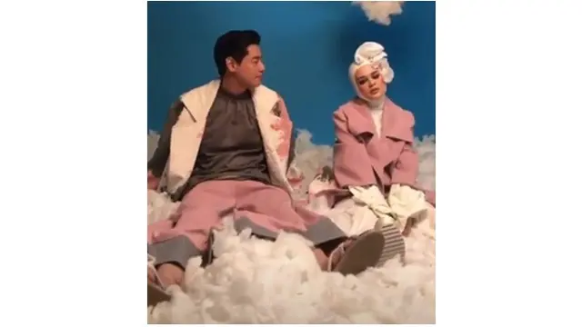 Gaya Cut Meyriska dan Roger Danuarta Saat Lakukan Pemotretan, Diduga Prewedding