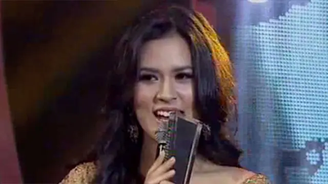 [VIDEO] SCTV Infotainment Awards 2014 |Selebriti Wanita Paling Memikat
