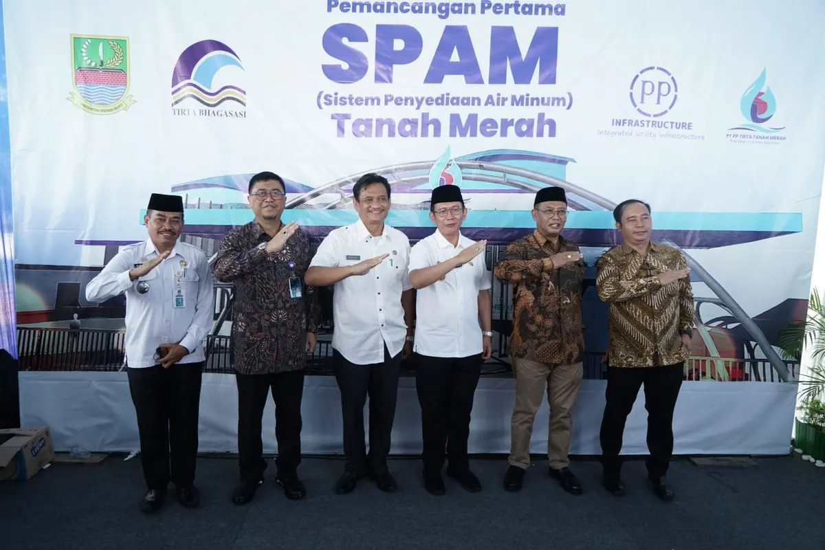 pemancangan tiang pertama Sistem Penyediaan Air Minum (SPAM) Tanah Merah
