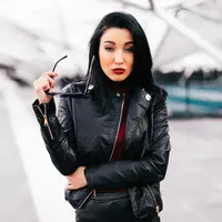 ilustrasi dewasa ketus/Diana Grytsku/Shutterstock