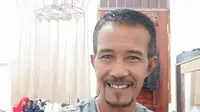 Mantan kiper Arema 1991-1992, Nanang Hidayat. (Bola.com/Gatot Susetyo)