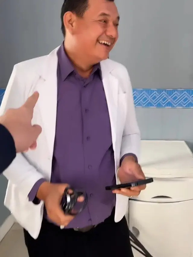 Kekocakan Guntur Nugraha Ledek Alex Jonson, Si Dokter yang Selalu Gagal Selamatkan Pasien di Sinetron (instagram/gunturnugraha10).