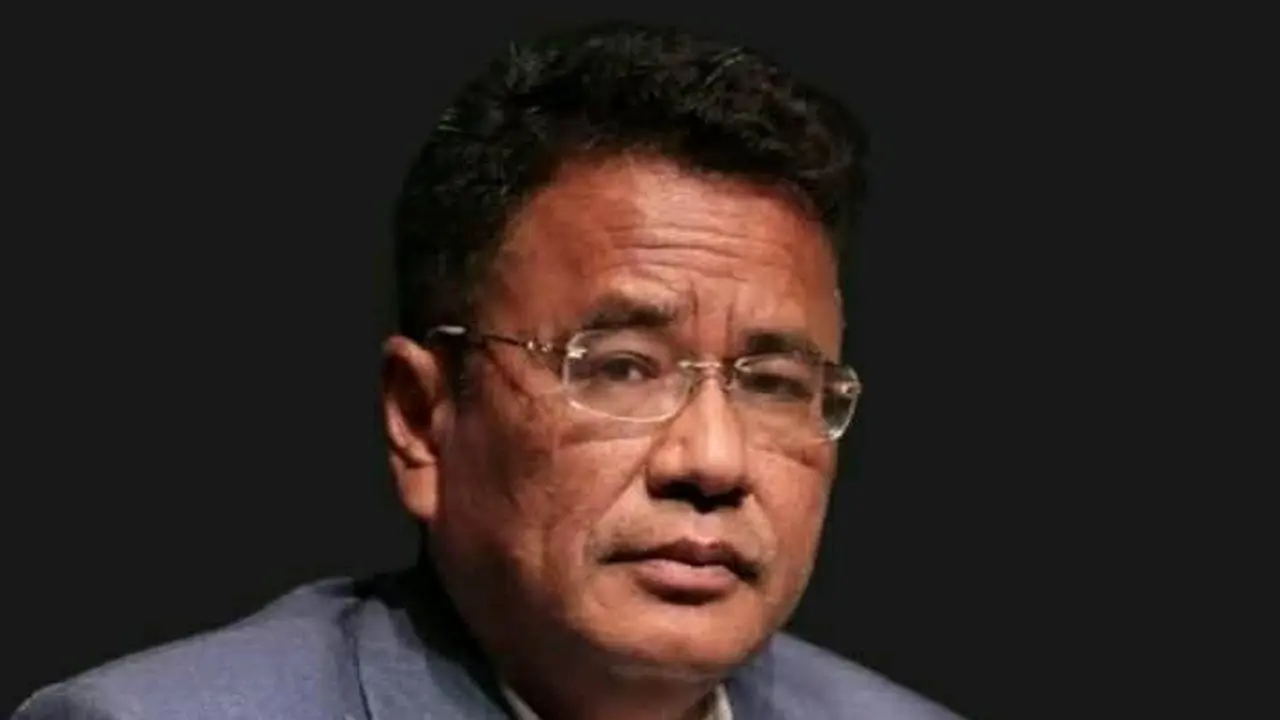 6 Macam Hotman Paris ala Warganet Ini Bikin Ketawa Geli