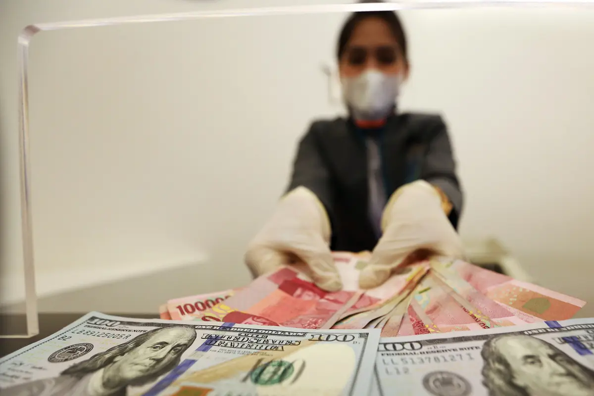 Prediksi Rupiah Hari Ini 17 Juli 2026, Sentimen Timur Tengah Membayangi