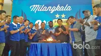 Persib Akui Ada Tujuan Bisnis dalam Mendatangkan Michael Essien