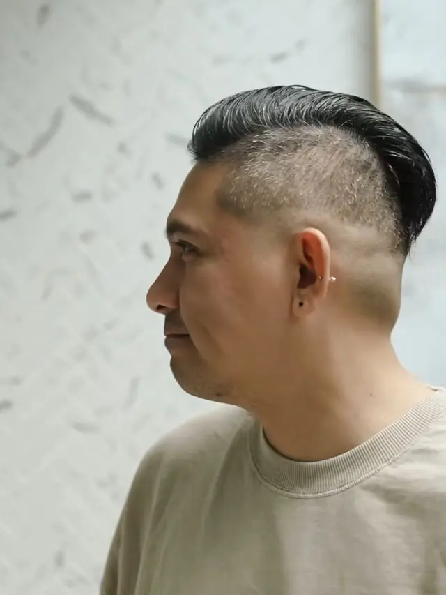 5 Momen Lucu Sharena Bikin Ryan Delon Mode Nurut Dipotong Rambut, Pasutri Menggemaskan (credit: instagram.com/mrssharena/tail_wagging).