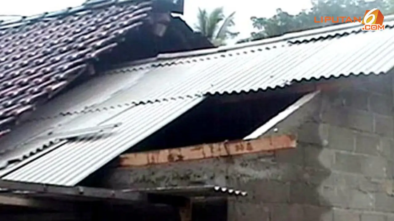 beliung-pacitan-140117a.jpg