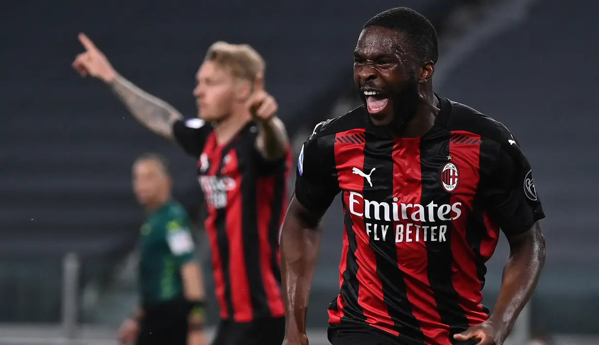 Fikayo Tomori. Setelah setengah musim dipinjamkan oleh Chelsea ke AC Milan, bek tengah berusia 23 tahun ini dikontrak permanen mulai musim ini dengan biaya 29,2 juta euro. Selama setengah musim memperkuat AC Milan, ia tampil dalam 22 laga dengan mencetak 1 gol. (Foto: AFP/Marco Bertorello)