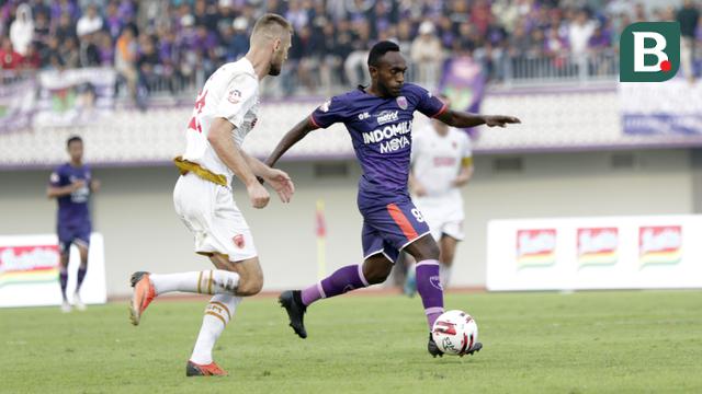 Shopee Liga 1 : Persita Tangerang Vs PSM Makassar