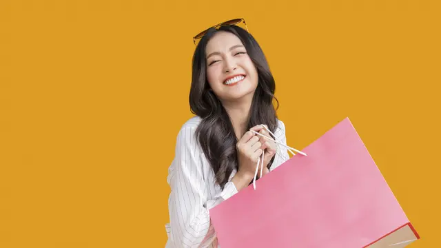 Ilustrasi wanita berbelanja