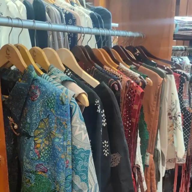 Catalia Batik Pekalongan di Inacraft 2025. (Liputan6.com/Henry)