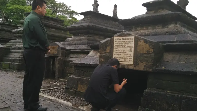 Aksi Nazar Politikus Demokrat di Makam Sultan Hasanuddin